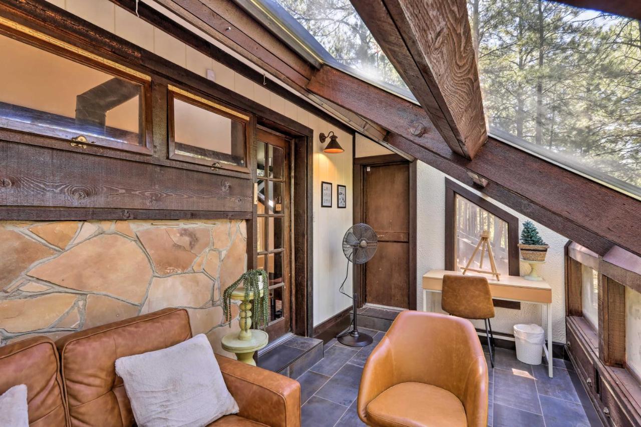 Woodsy Flagstaff Hideaway With Deck And Sunroom! Mountainaire Eksteriør billede